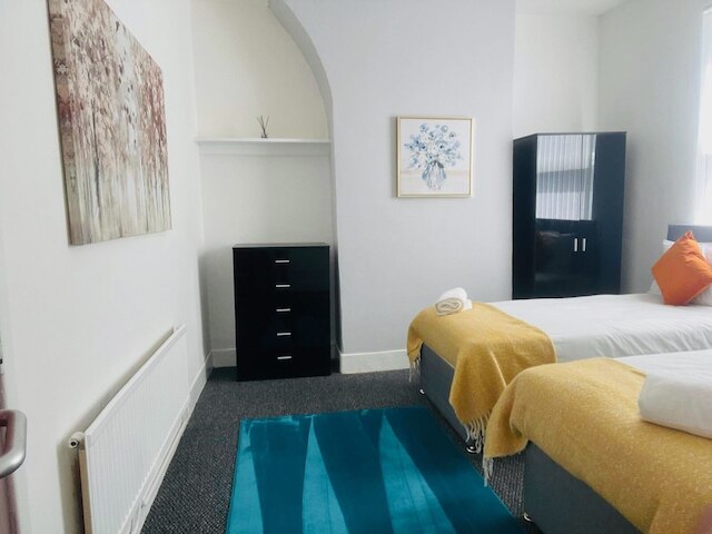 ブートル、リバプールの素晴らしい4ベッドルームの家