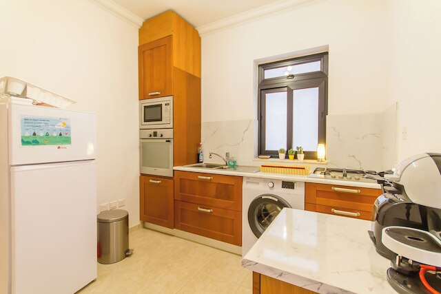 ア ラブリー アパート By ザ シー スリーマ