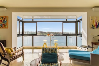 ア マグニフィセント サニー シーフロント アパート スリーマ