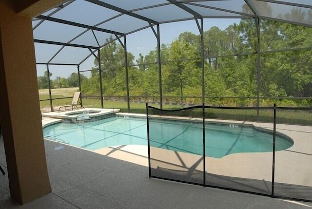 ビューティフル リノベーテッド 6 ベッド プールホーム 6 ベッドルーム ホーム バイ レッドオーニング