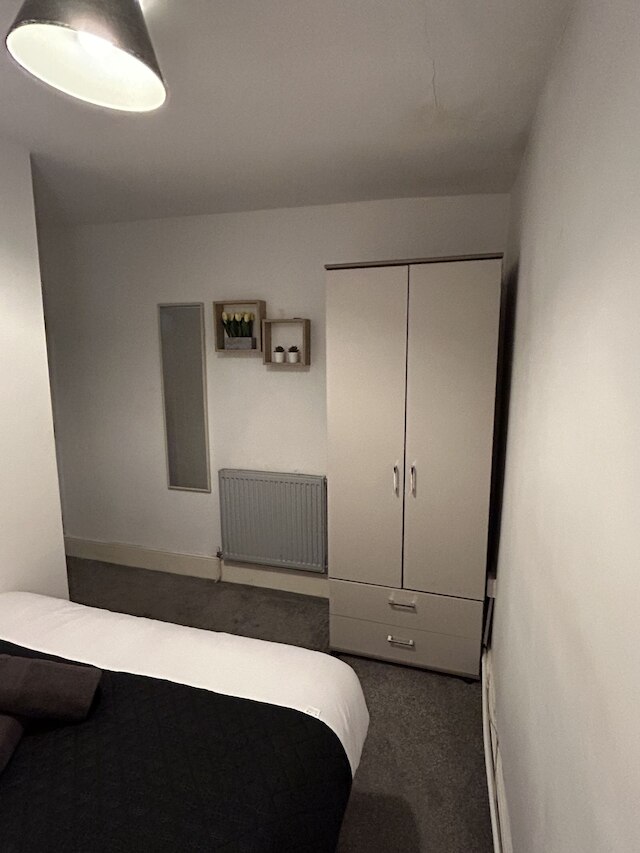 クワーキー オアシス アンフィールド