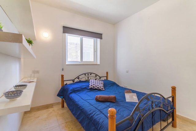 シービュープール・ドルメン・アパート・セントポールズベイ