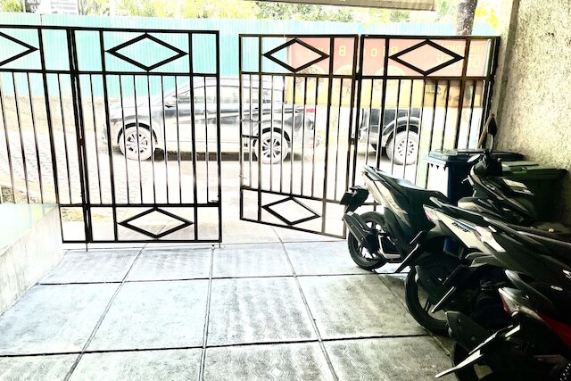 モロイ・レジデンス・ケマン