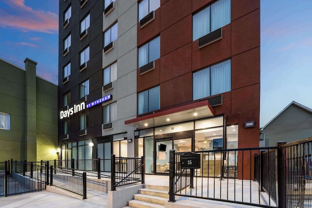 デイズ・イン・バイ・ウィンダム・ステイテン・アイランド