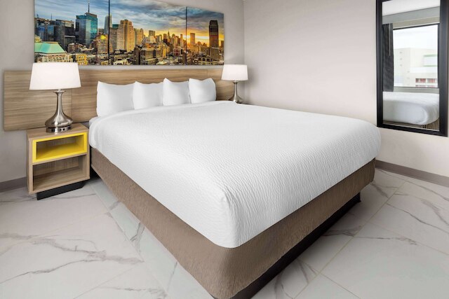 デイズ・イン・バイ・ウィンダム・ステイテン・アイランド