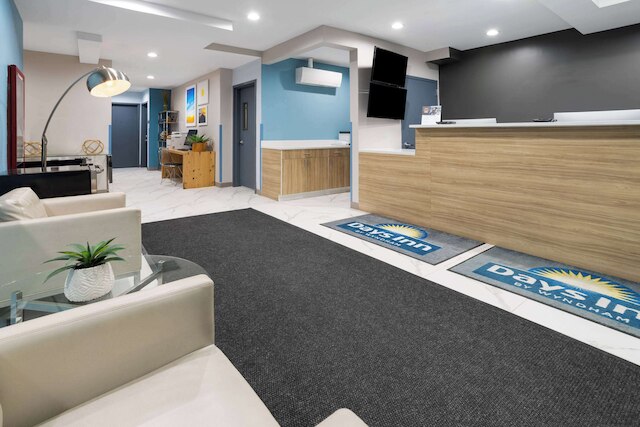 デイズ・イン・バイ・ウィンダム・ステイテン・アイランド