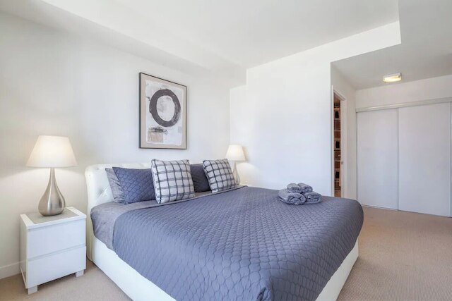 ウォーターフロント・マジェスティ・エンクレーブズ