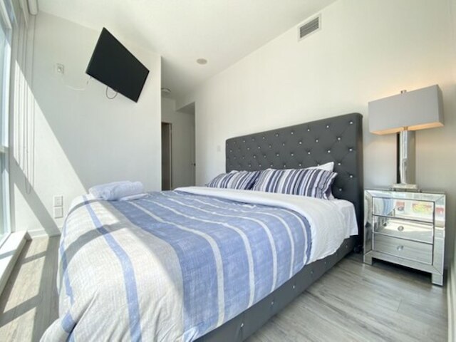 ウォーターフロント・マジェスティ・エンクレーブズ