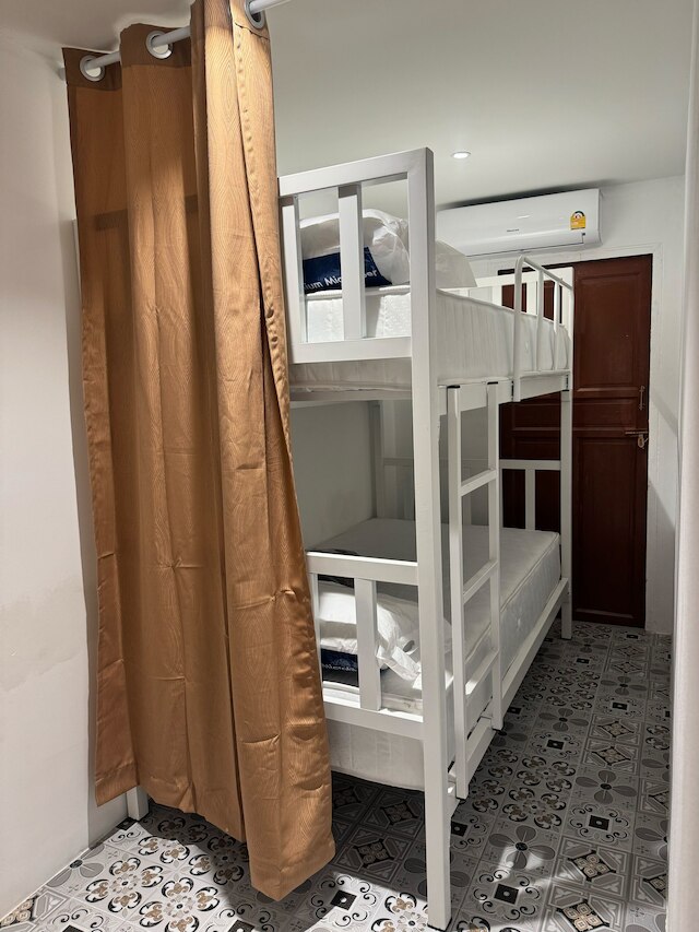 YOK ゲストハウス ジョムティエン