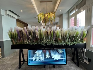 ザ ルーム @ブギス