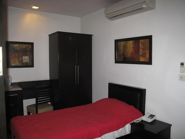 レインボーレジデンシー