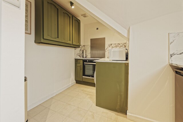 ガーモイル ロード フラット 3