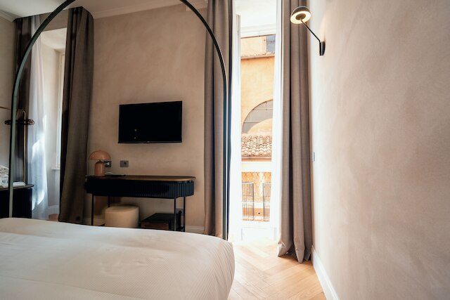 ザ フロー - ヴィア デル コルソ