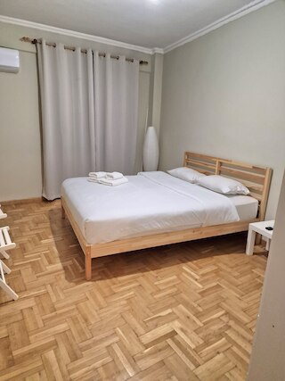 アテネ.アパルトテル.4