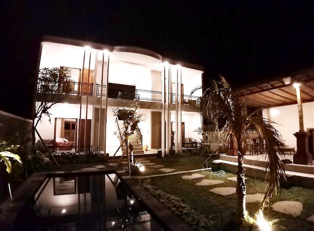 ベルヴィラ アビナヤ セントラル ウブド