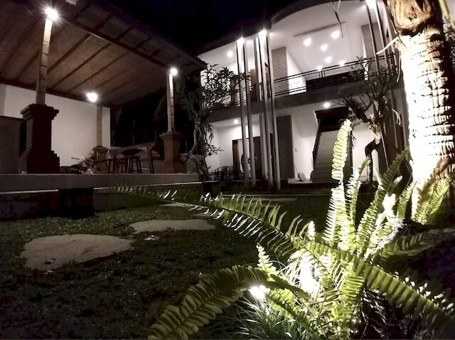 ベルヴィラ アビナヤ セントラル ウブド