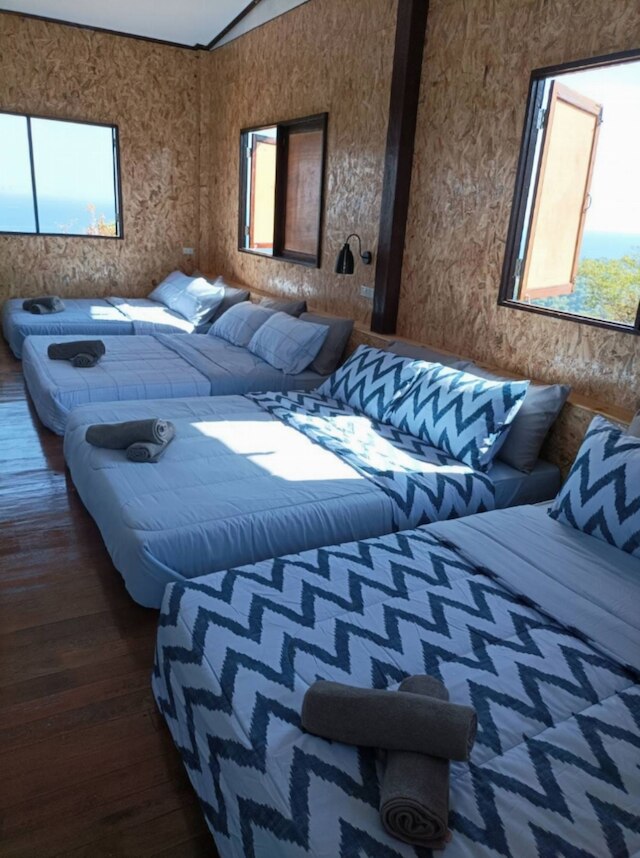 パリンヤヒル ホームステイ & カフェ コーラーン