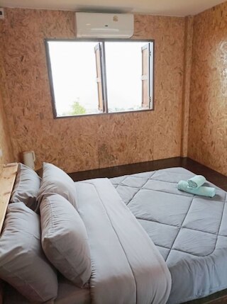 パリンヤヒル ホームステイ & カフェ コーラーン