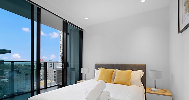 ルミナステイズ - ライトハウス