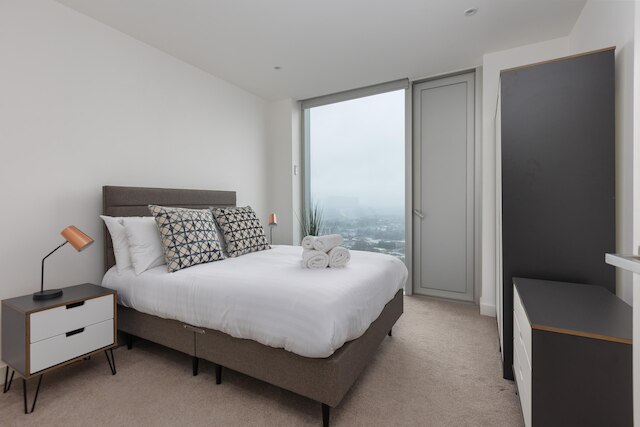 シティフラットウィズパノラマビュー