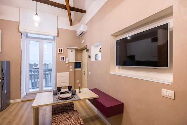 トレド・ウォーム・リノベーテッド・スタジオ