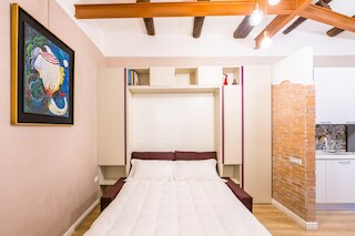 トレド・ウォーム・リノベーテッド・スタジオ