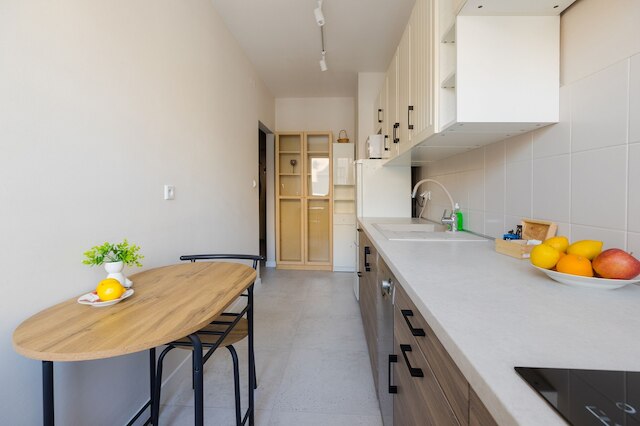 ショートステイポーランド アレヤ スタノウ ジェドノチォニッチ (B159)