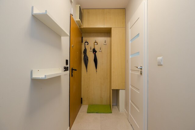 ショートステイポーランド アレヤ スタノウ ジェドノチォニッチ (B159)