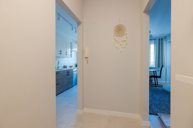 ショートステイポーランド アレヤ スタノウ ジェドノチォニッチ (B159)