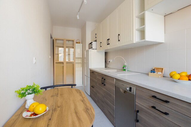 ショートステイポーランド アレヤ スタノウ ジェドノチォニッチ (B159)