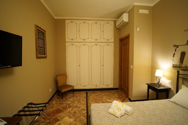 バリ アンティカ ブティック B&B