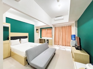 広々としたスタジオルームアットビダビューマカッサールアパートメント