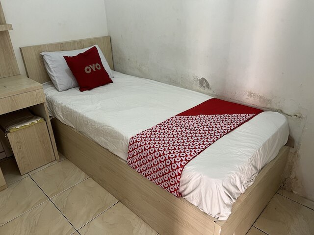 OYO 93828 タマンサリパノラミックバイナレルルームアパートメント