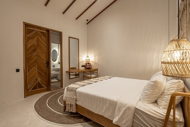 ウダラ by EVDEkimi - スペーシャス 4ベッドルーム プール ヴィラ ウィズ ラッシュ ガーデン アット アーティスティック センター オブ ウブド