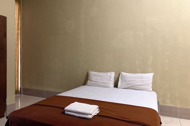 ホテル O アティラ コスト ニア パーマンディアン ウィサタ イスタナ マッパラ