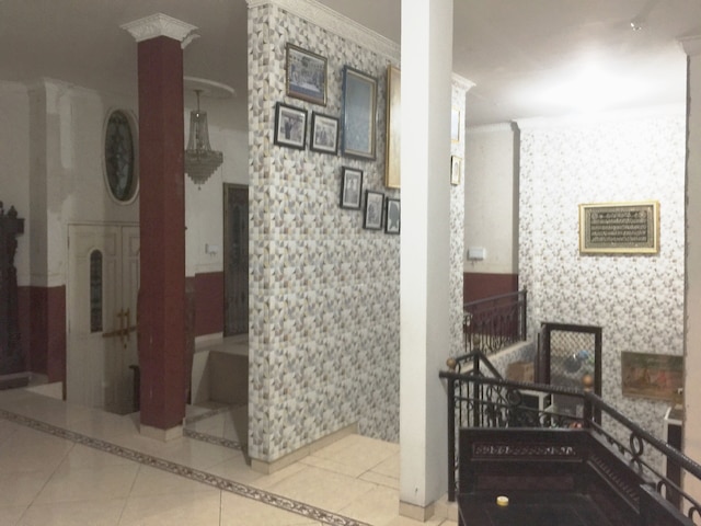 ホテル O ゲストハウス ブイ イン シャリア