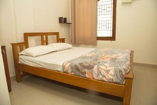 イジーアポロステイ