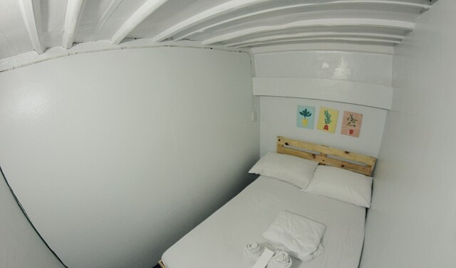 ディケムズ トランジエント ハウス