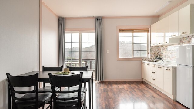 Seokmodo Supsokbadapunggyeong Pension