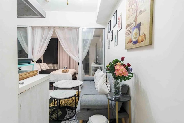 アズール1BRシティライトネットリックス付き近くの空港