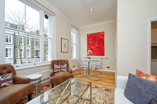 フライング ザ フラッグ フォー アールズ コート by アンダーザドアマット