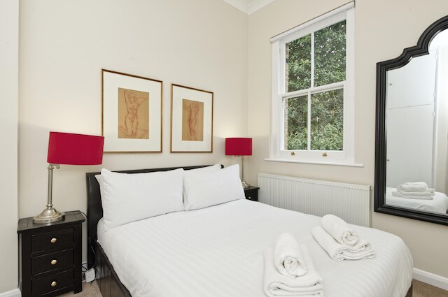 エレガント アールズコート フラット バイ アンダーザドアマット