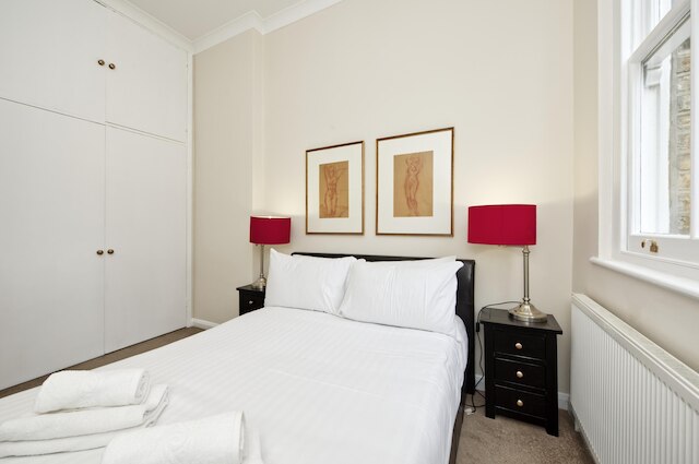 エレガント アールズコート フラット バイ アンダーザドアマット