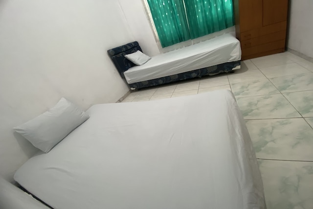 OYO 93839 アクエンダ ホームステイ シャリア