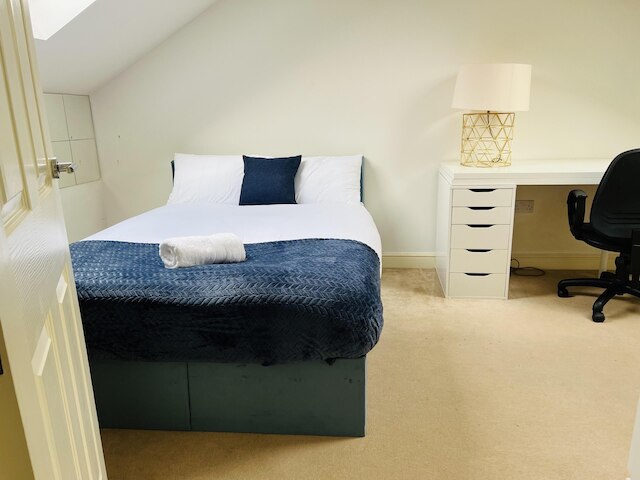 チャーミング3ベッドハウス・イン・レヴェンシュルム、マンチェスター