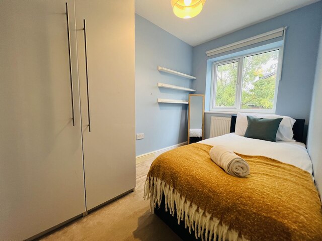 チャーミング3ベッドハウス・イン・レヴェンシュルム、マンチェスター