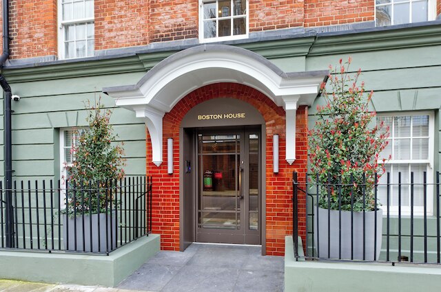 リージェンツパーク シークレッツ by アンダーザドアマット