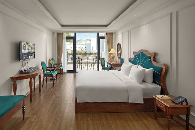 エリアナ プレミオ ハノイ ホテル