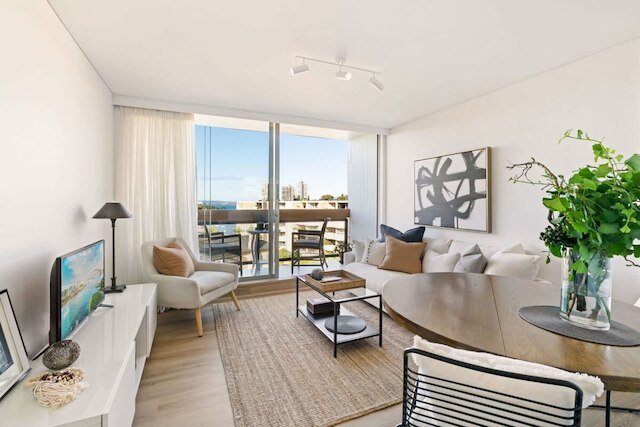 エリザベス ベイ ホーム ウィズ ア ビュー ルーフトップ プール