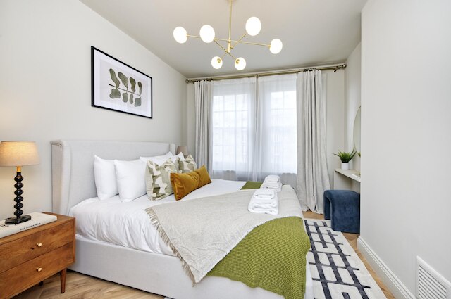 アップタウン・シック・ニア・レジェンツパーク by Underthedoormat